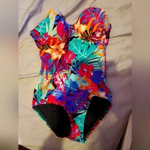 Roxy one pc bikini